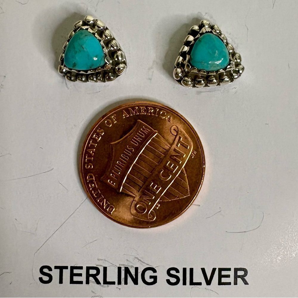 NWT 925 sterling silver turquoise studs - Picture 2 of 3